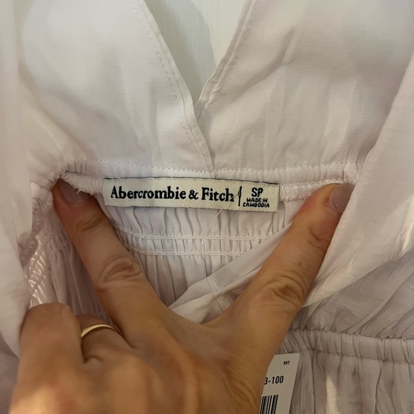 Gauzy White Sleeveless Maxi Dress - Picture 5 of 7